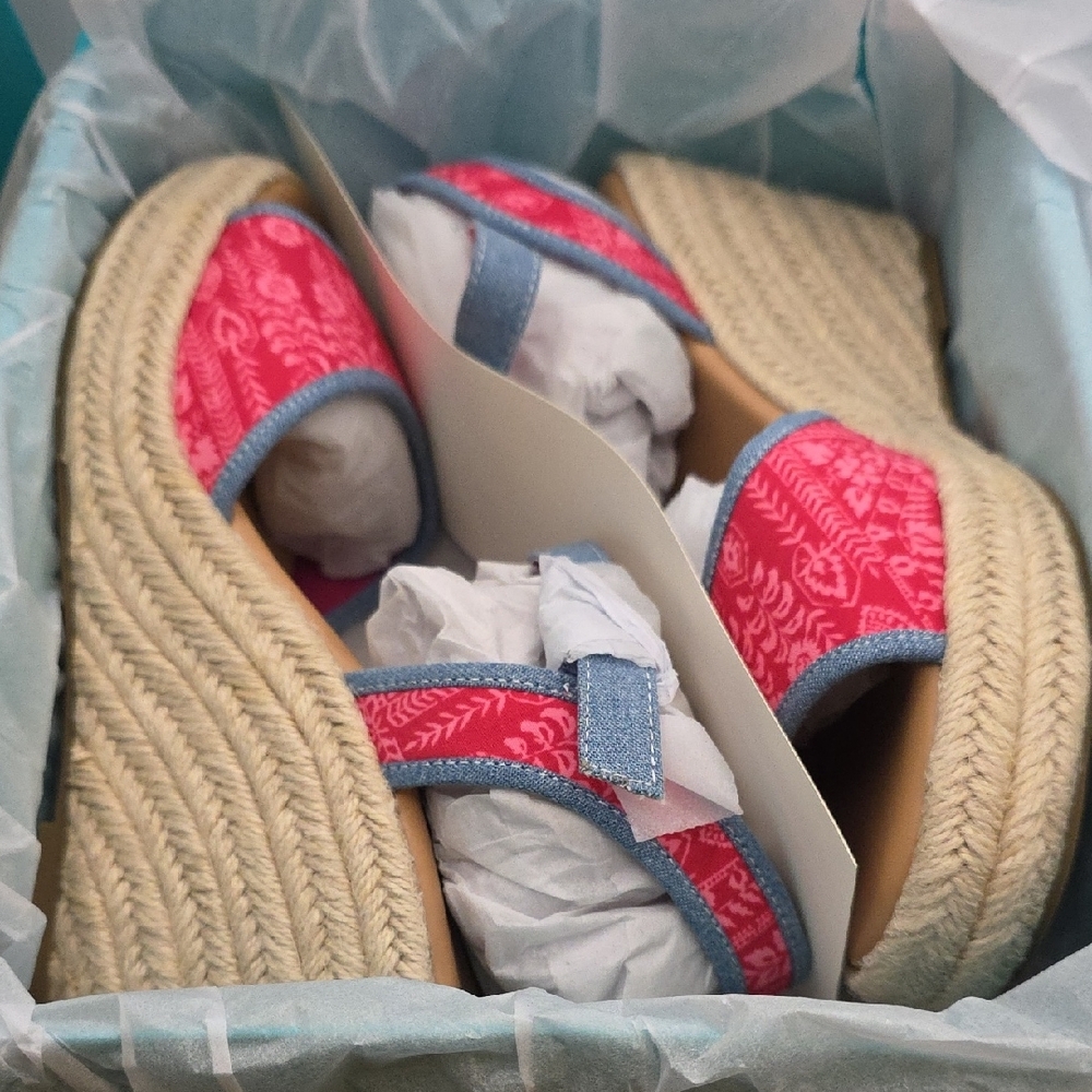The Pioneer Woman Wedges, Pink and Blue Espadrille Sandals, Wallpaper Print NWB